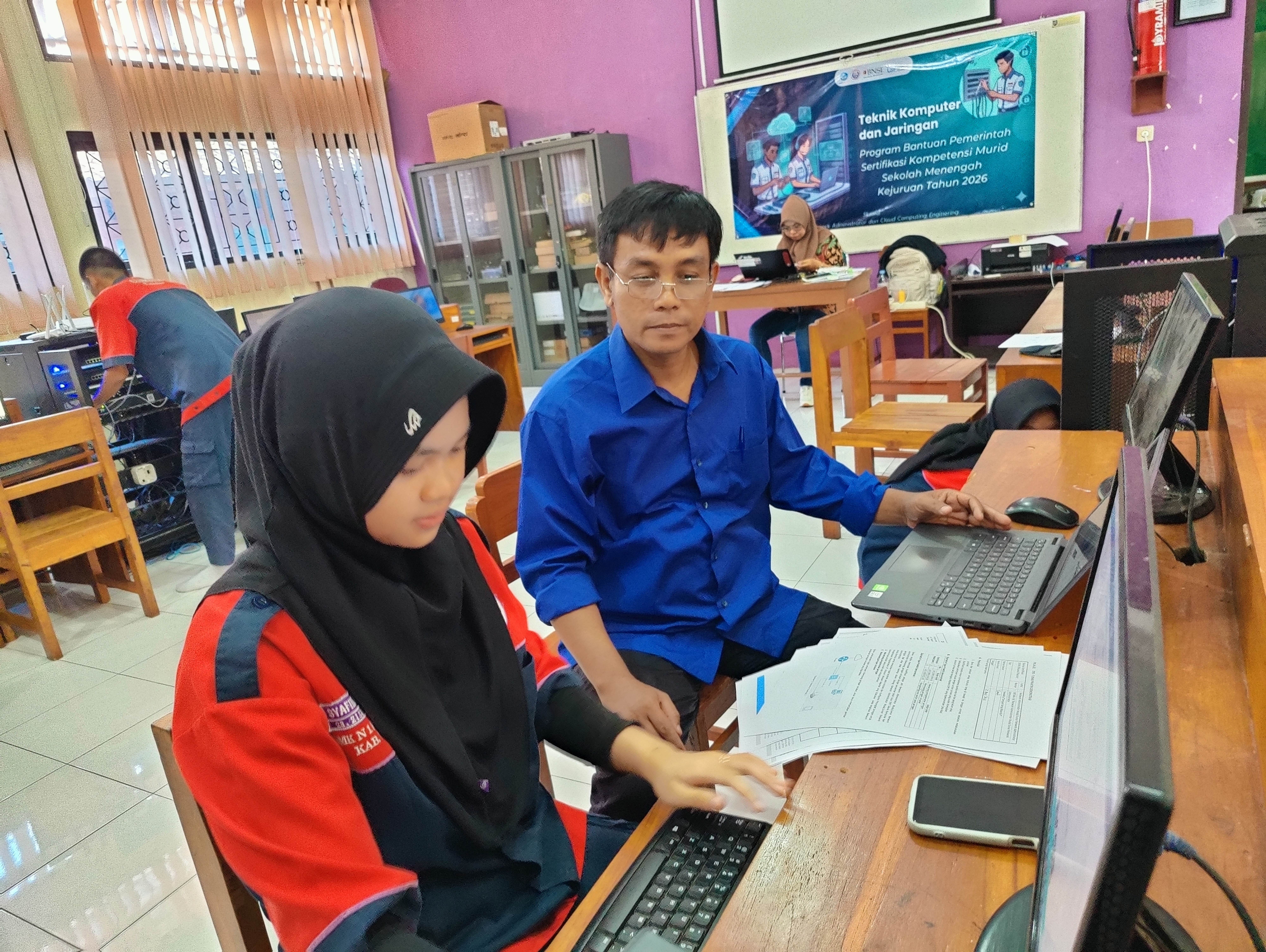 🎓 Sertifikasi Berbasis Kompetensi – Network Administrator Muda / Junior Network Administrator – SMK Negeri 1 Adiwerna